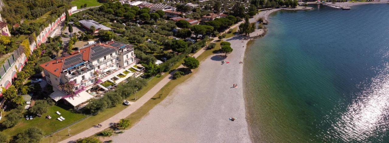 Hotel Baia Azzurra - Lake Front توربولي المظهر الخارجي الصورة