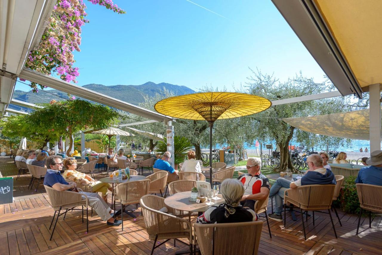 Hotel Baia Azzurra - Lake Front توربولي المظهر الخارجي الصورة